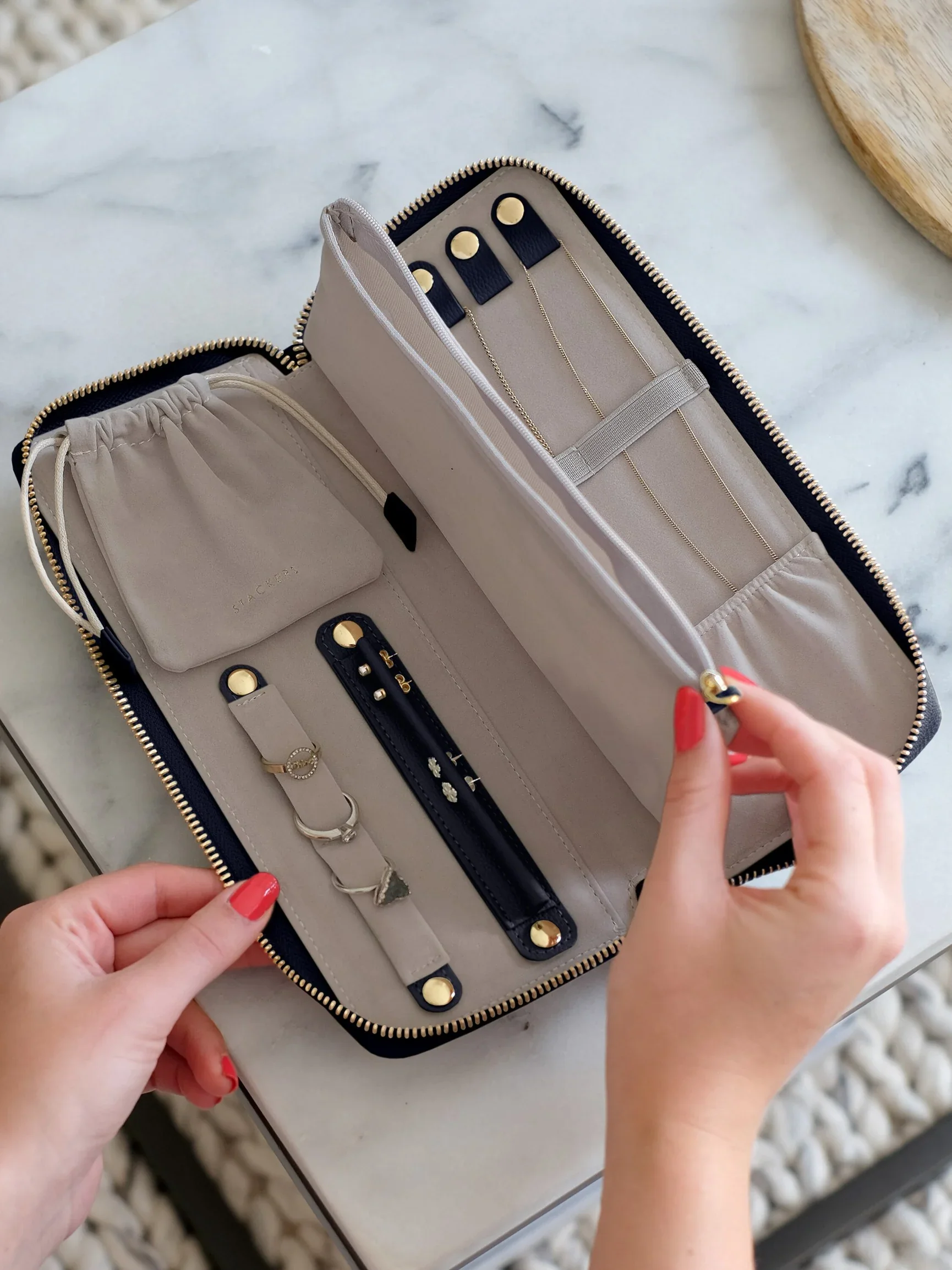 Stackers Navy Jewellery Roll - Image 2