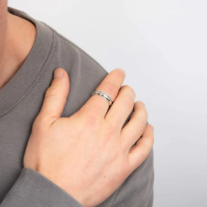 Unisex Silver Spinning Ring - Image 2